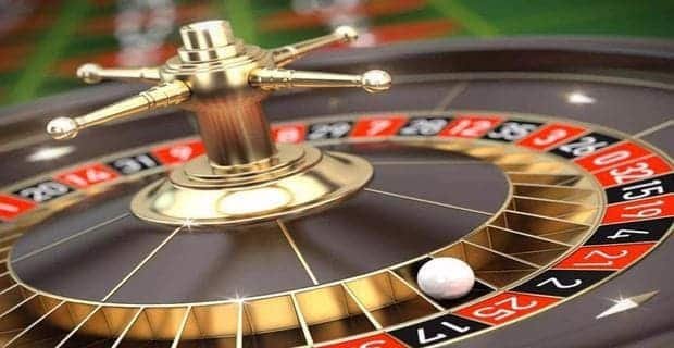 Filipino player completing a withdrawal on em777 casino mobile app